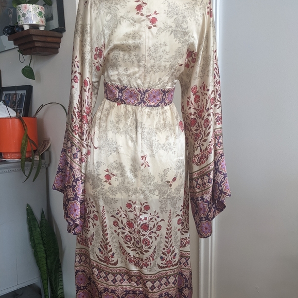 Vintage Silk dress - Picture 3 of 5